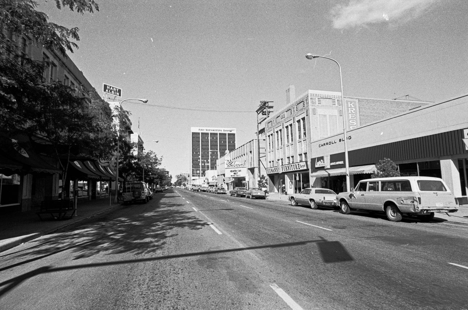 Second Avenue North, 1978